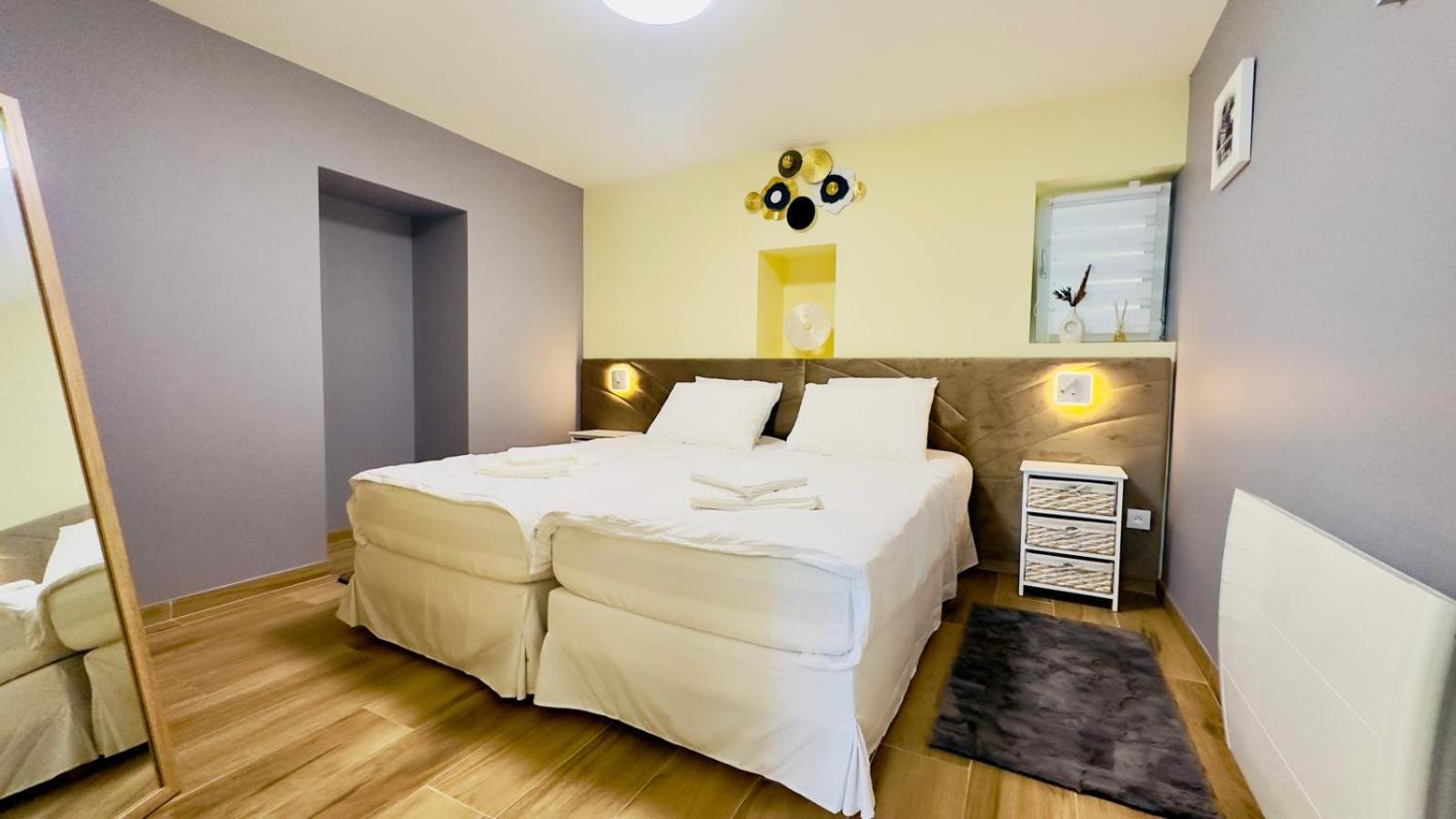 Appartement Cosy A Réminiac מראה חיצוני תמונה